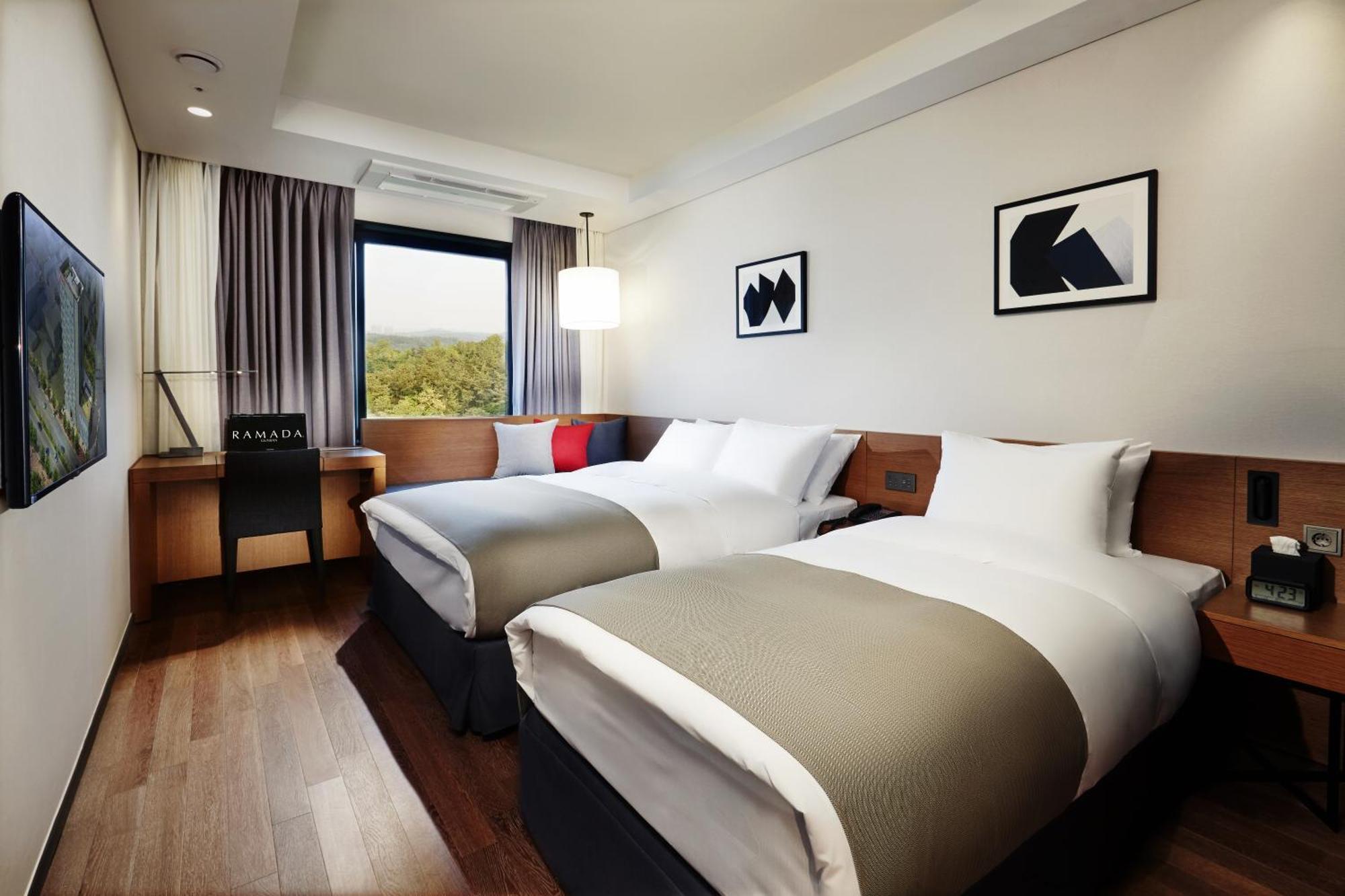 فندق Ramada By Wyndham جونسان المظهر الخارجي الصورة